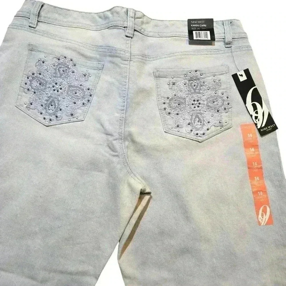 Nine West Karen Capri Embellished Jeans Women's Size 14 Light Wash Denim #161 - Picture 4 of 8